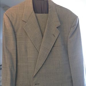 Men’s Suit Tom James